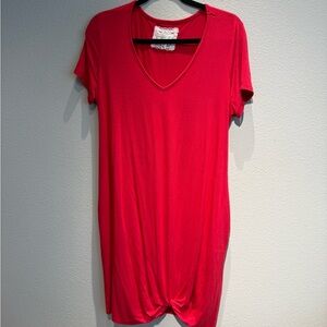 Cupio Red V-Neck Top